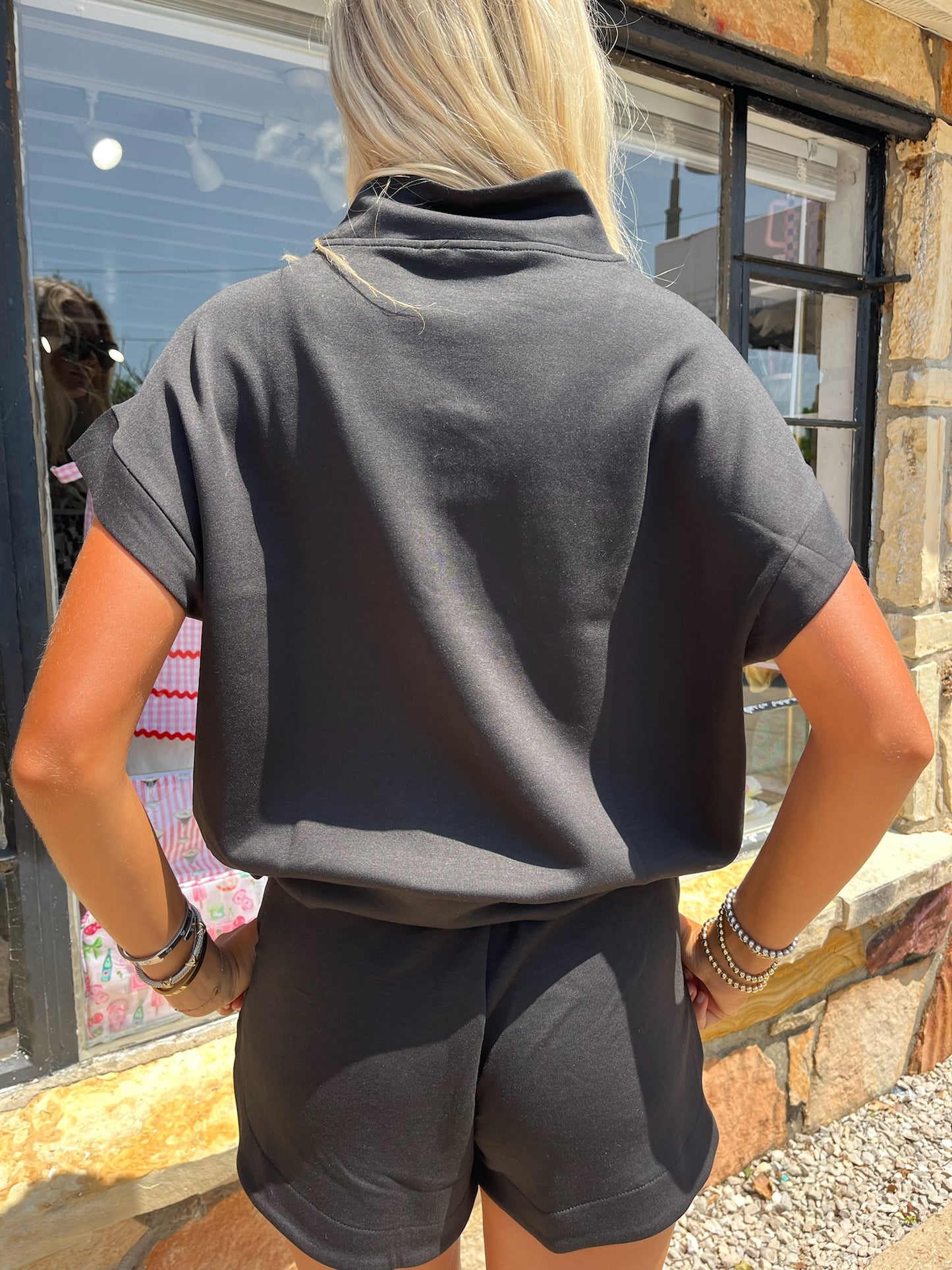 Scuba Elastic Waistband Shorts With Pocket Black