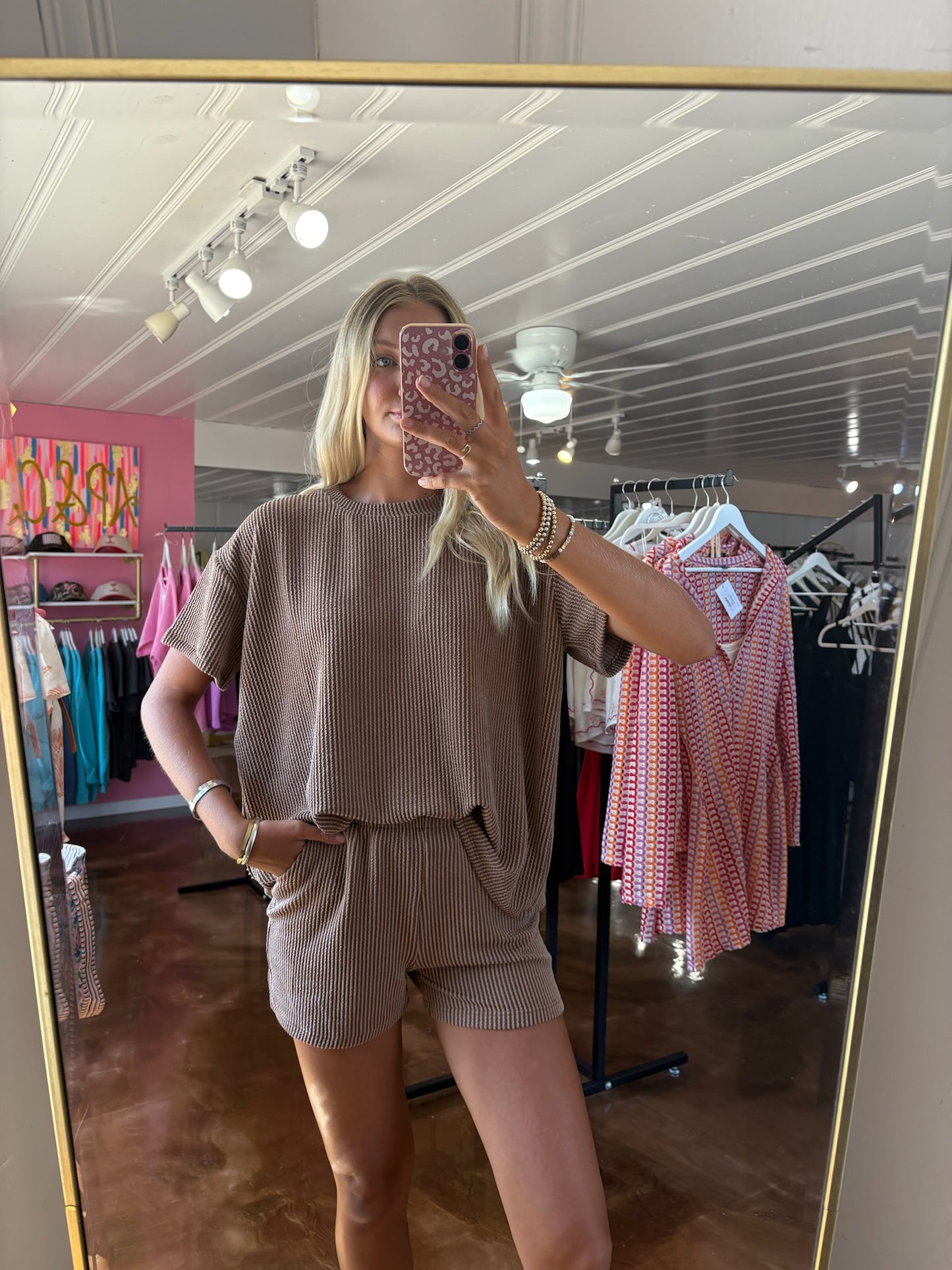 Corded Rib Short Sleeve Tee & Short Pants Set Brown