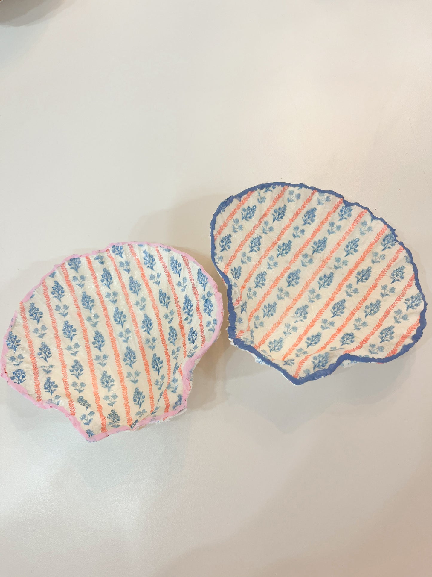 Shell dish floral stripe