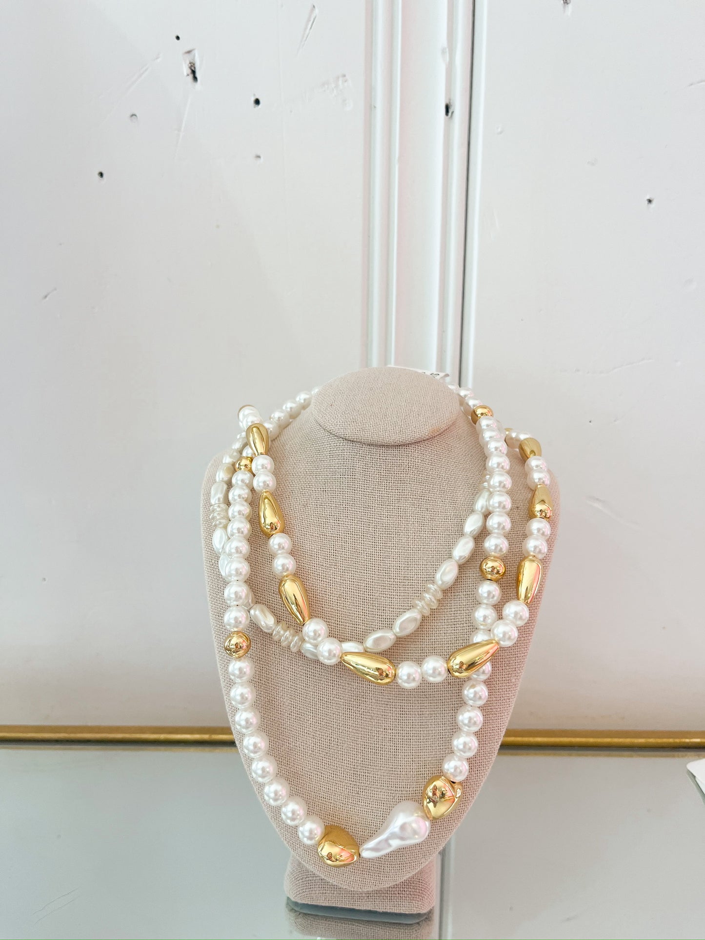 Pearl heart beat necklace