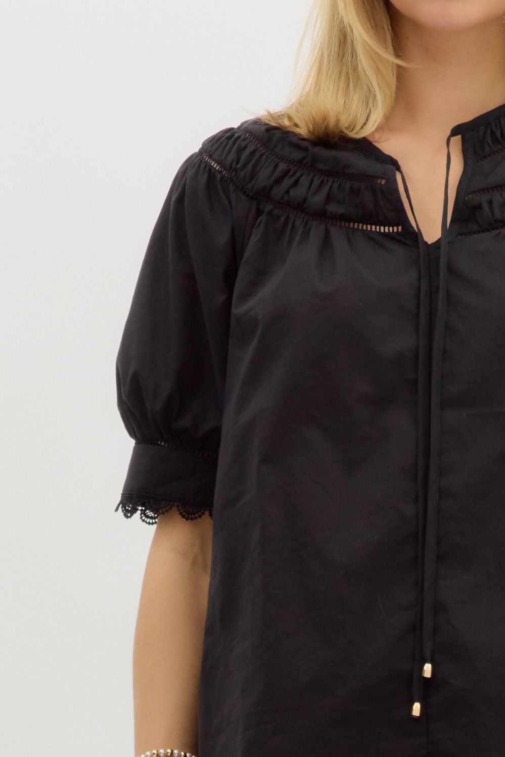 Eva Black Top