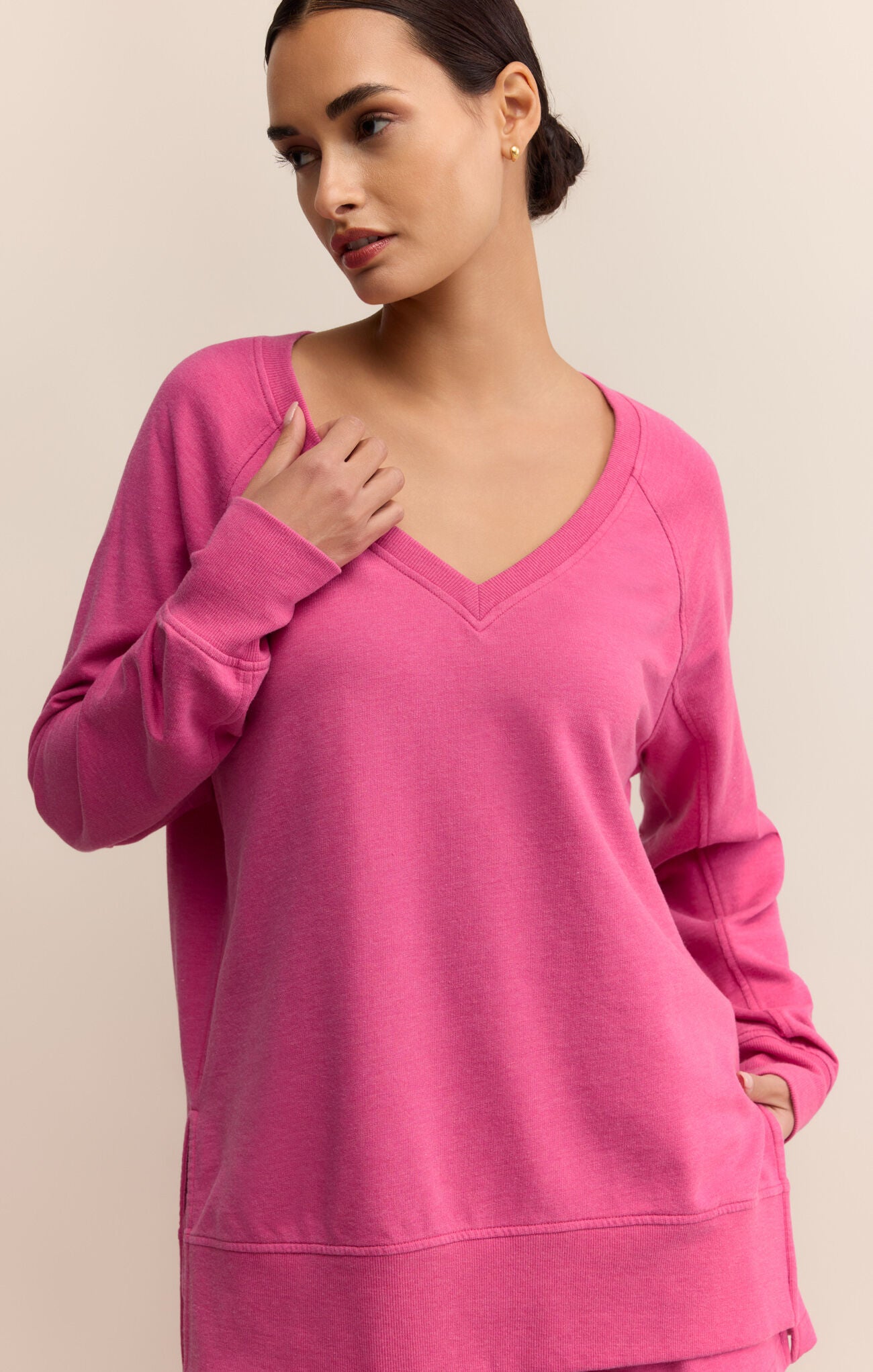 Weekender V Neck Pink