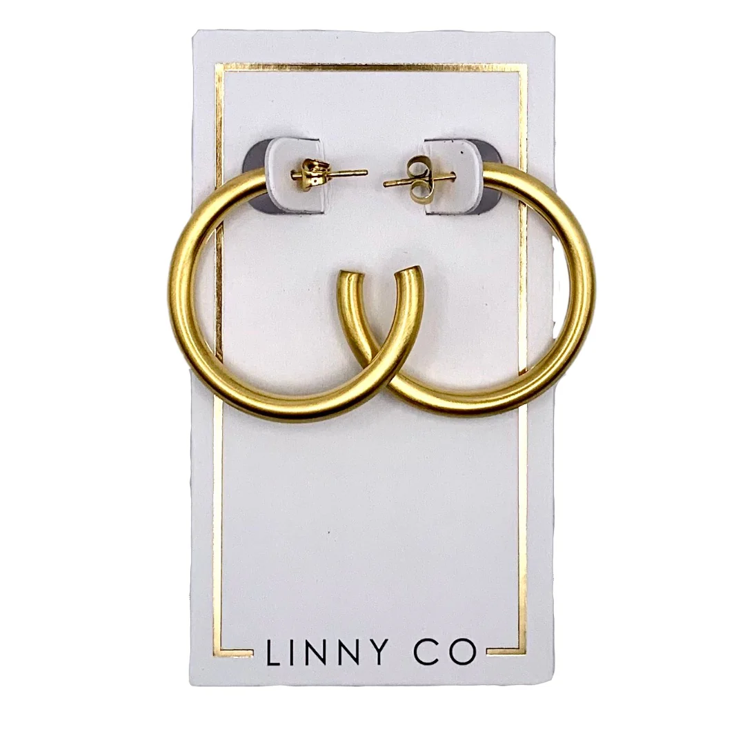 Avery gold hoops