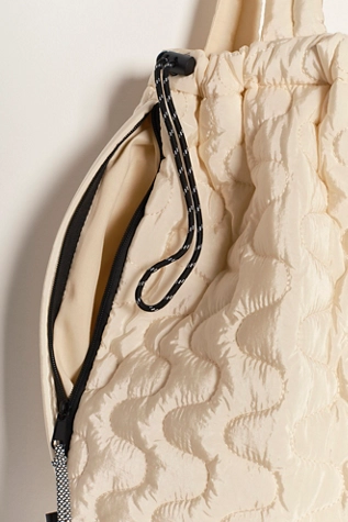 Free People Movement CLOUD 9 TOTE / IVORY
