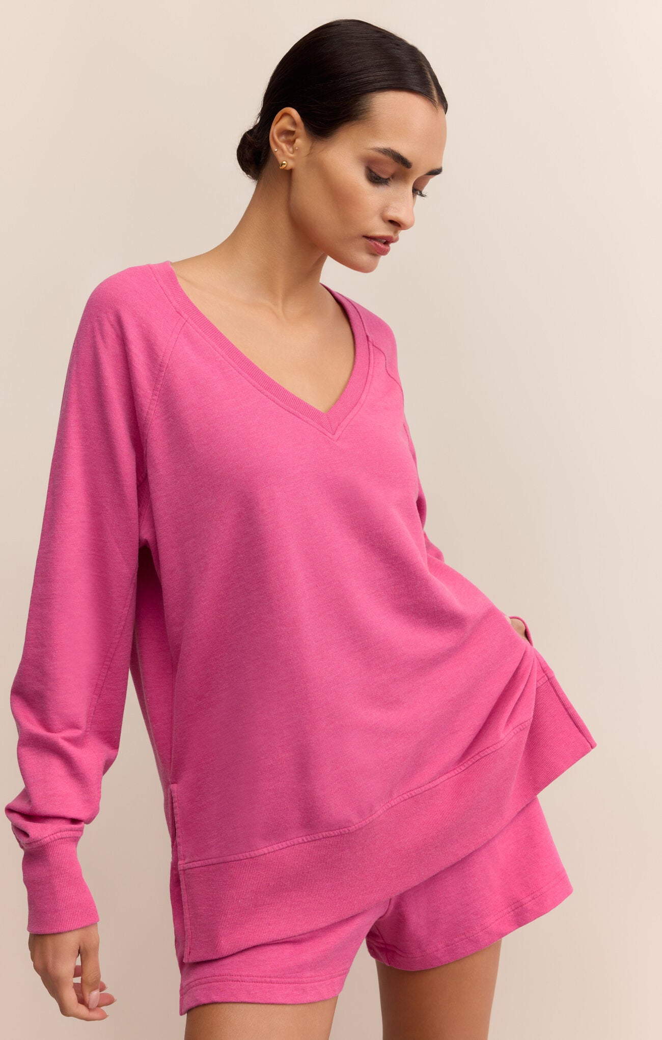 Weekender V Neck Pink