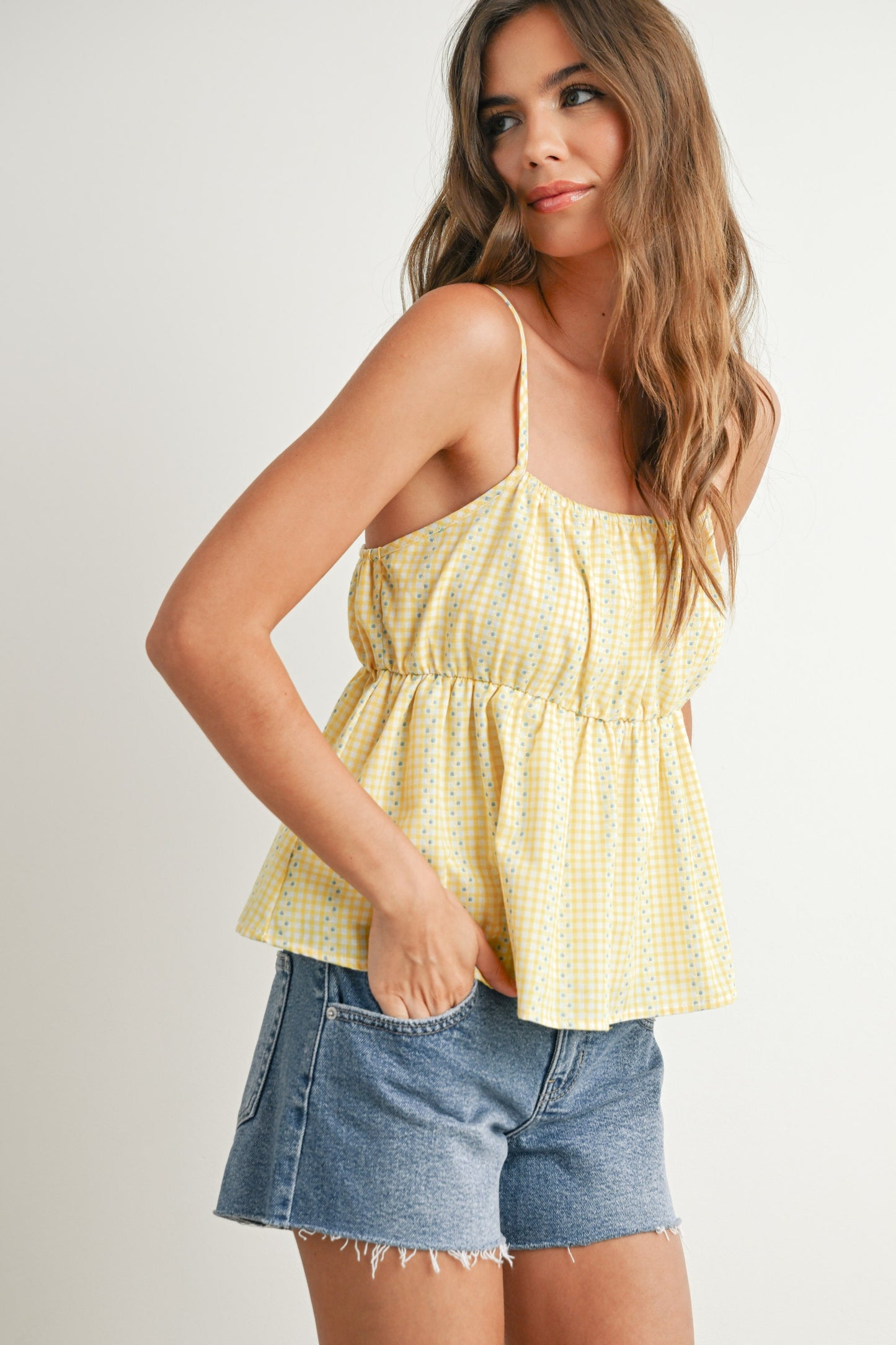 Beth yellow top