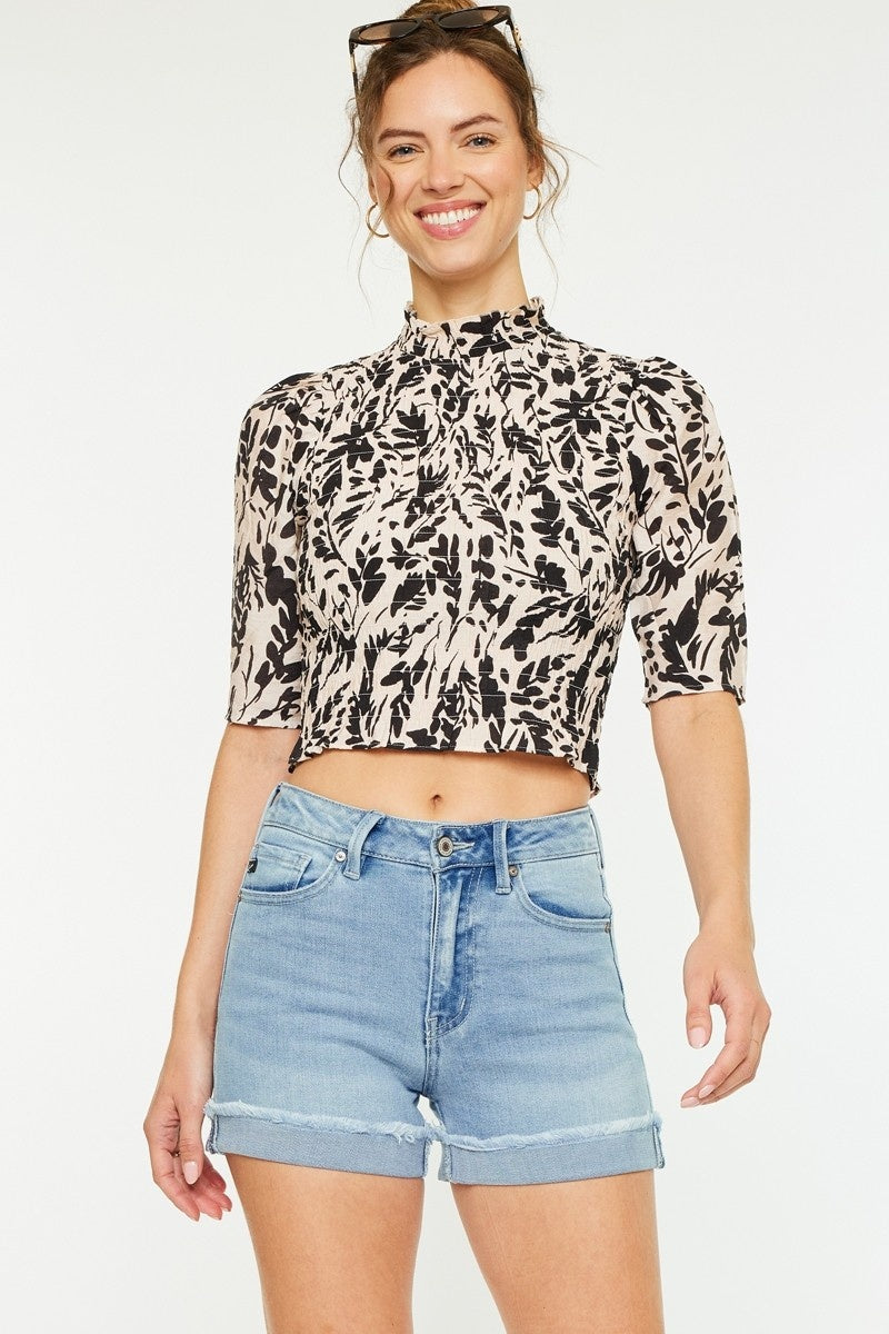 Kancan light wash high rise single fold shorts