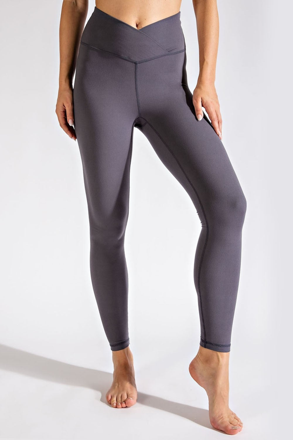 V waist leggings