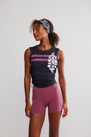 Free People Movement SPORT MODE MUSCLE LOGO / BLACK/CLOVE COMBO