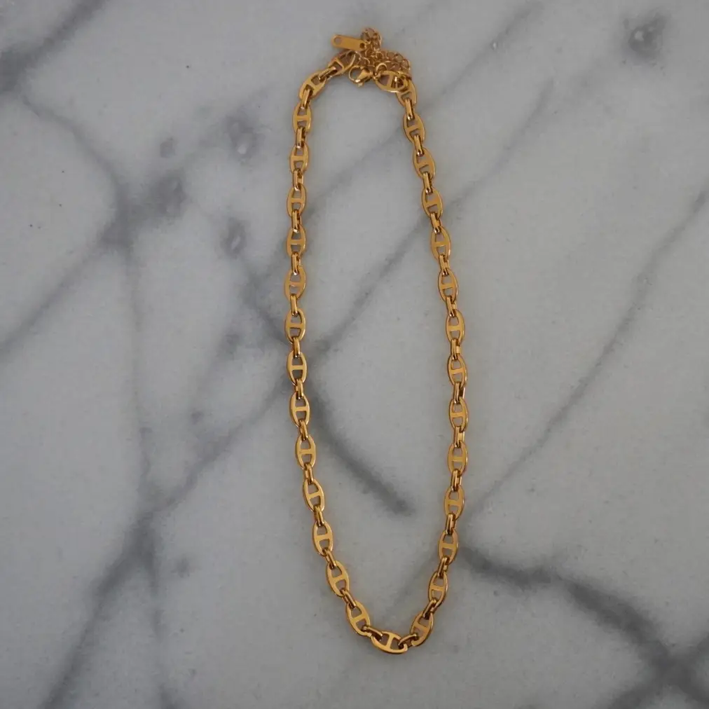 Mia Necklace