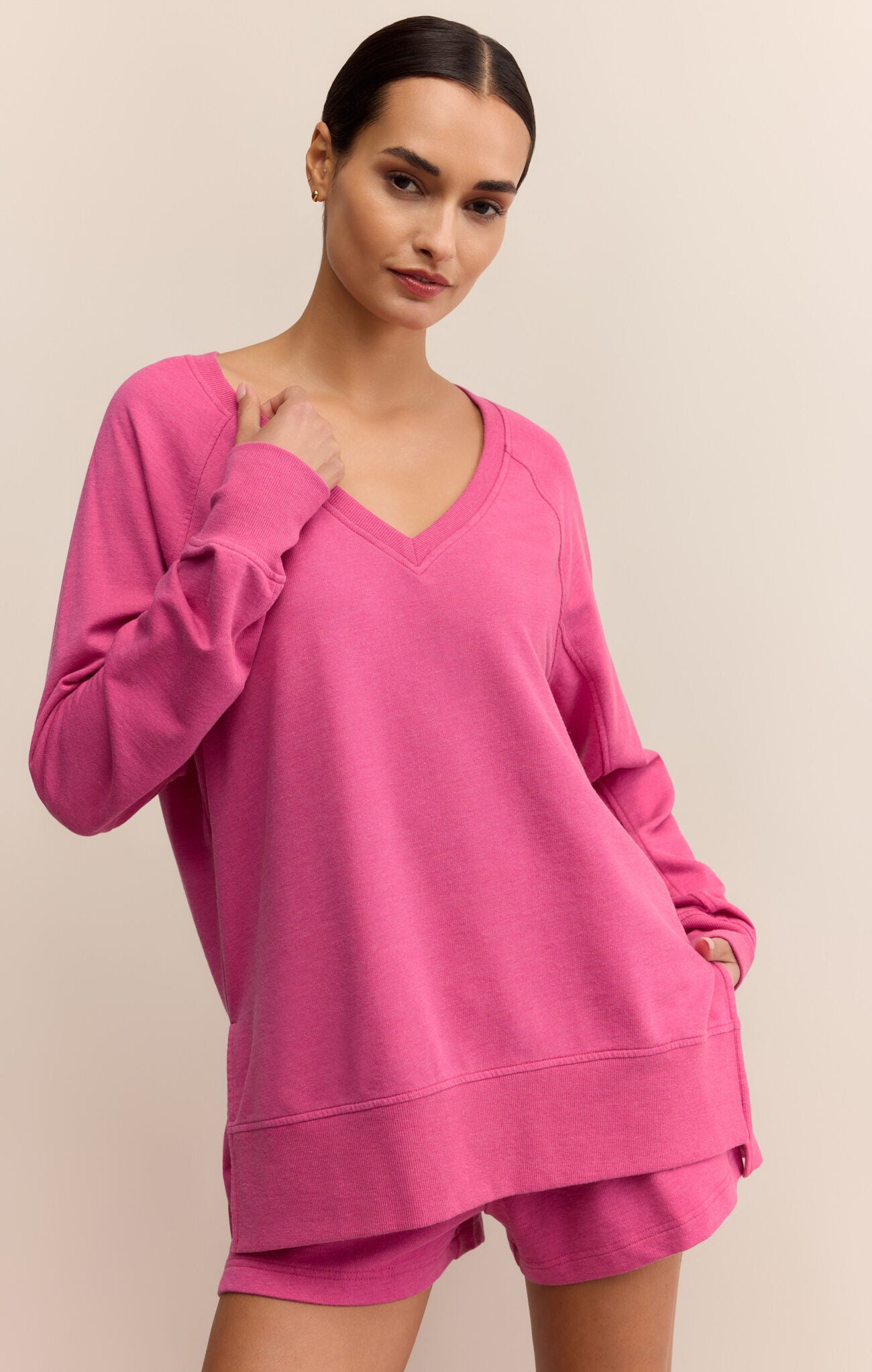 Weekender V Neck Pink