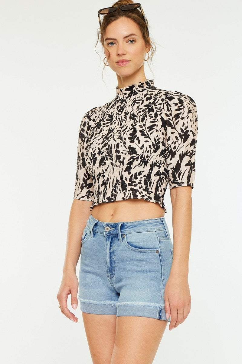 Kancan light wash high rise single fold shorts