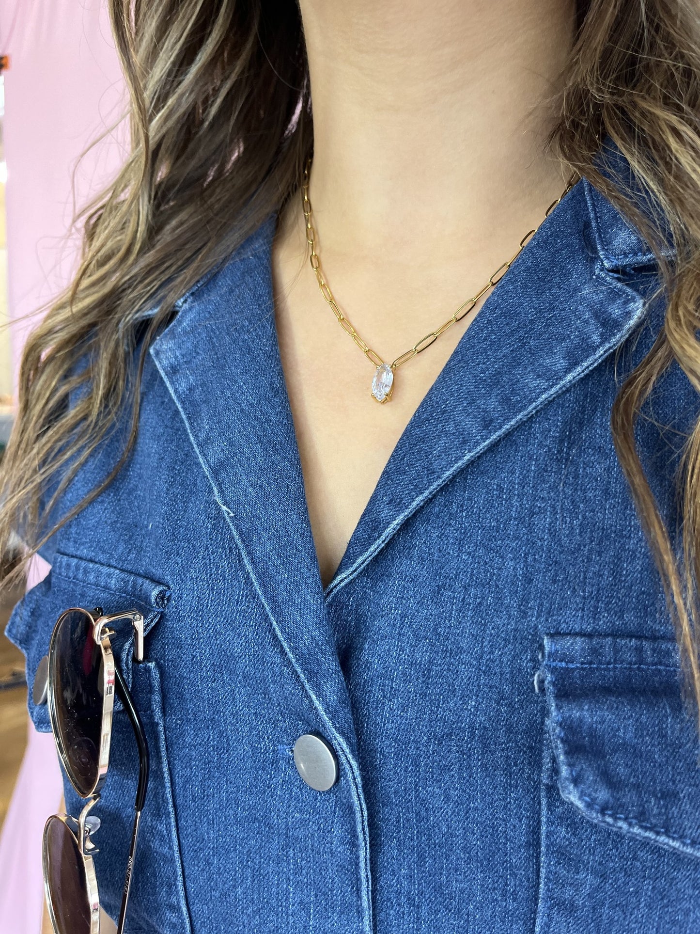 Gold paperclip necklace with jewel