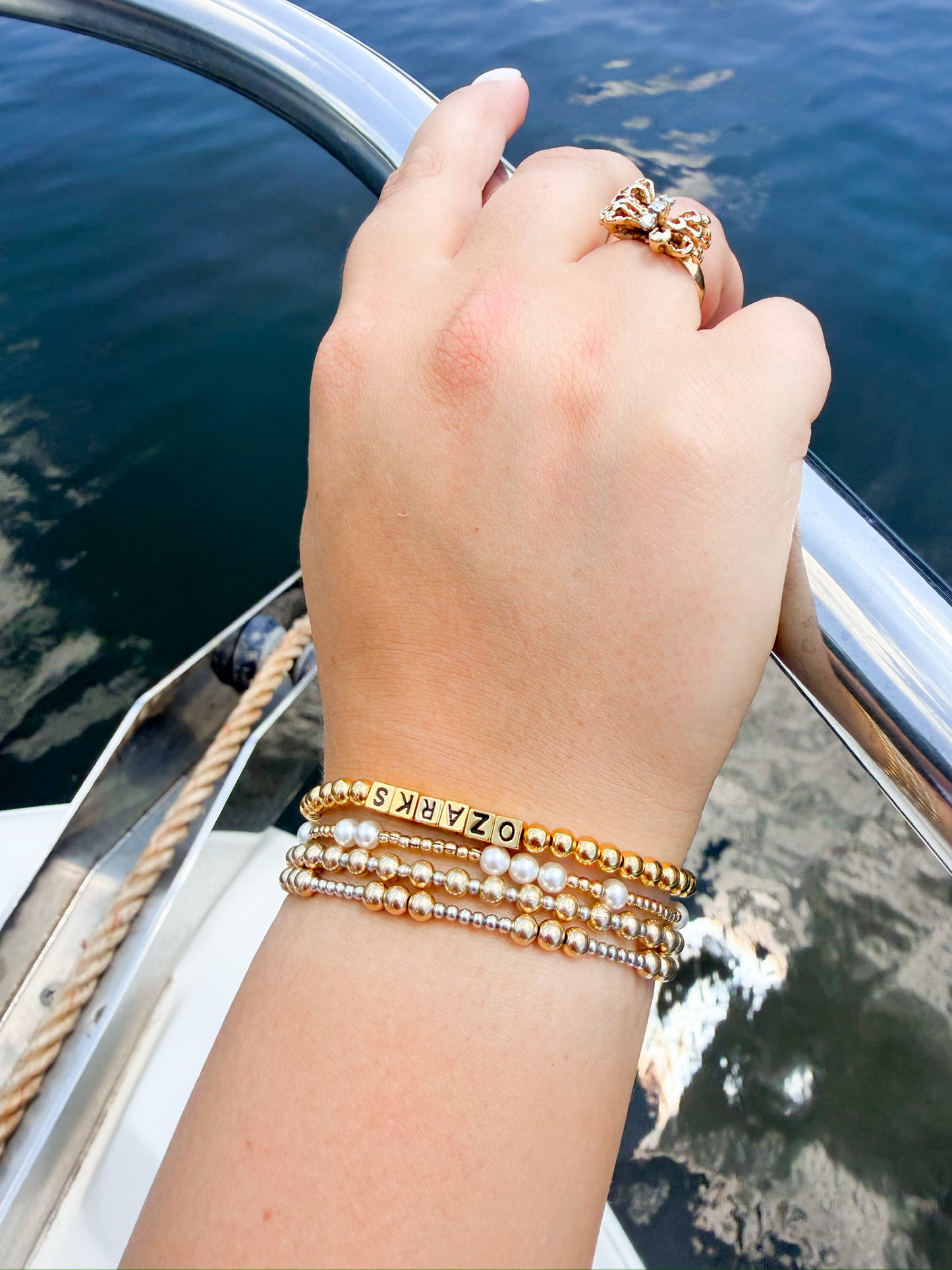 OZARKS Gold Bracelet