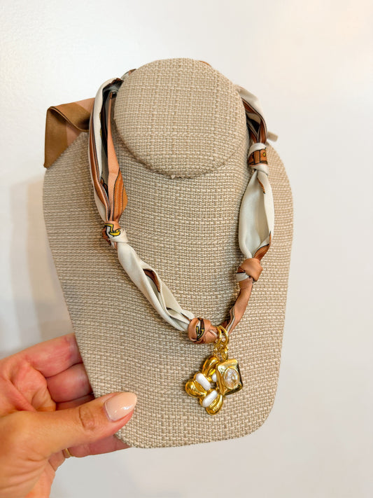 Knotted Scarf Brown Heart Link