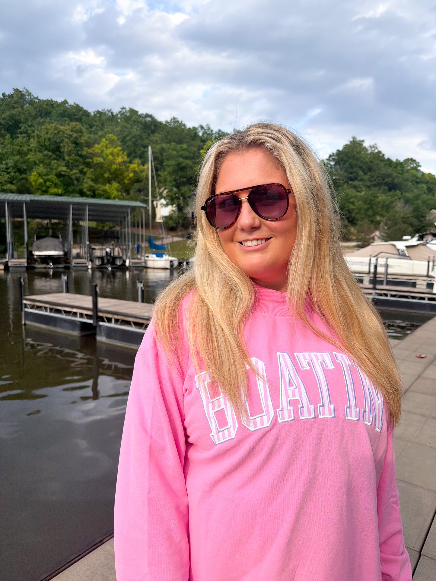 Rosey Mockneck