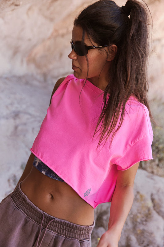 FP Movement HOT SHOT CROPPED TEE / HOT PINK