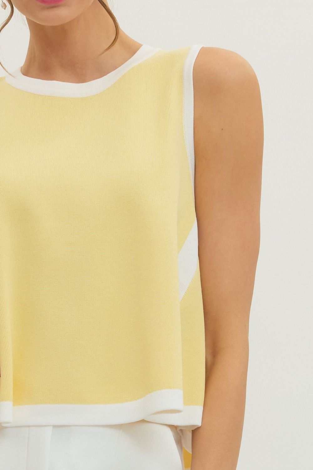 Eliana Lemon and White Top