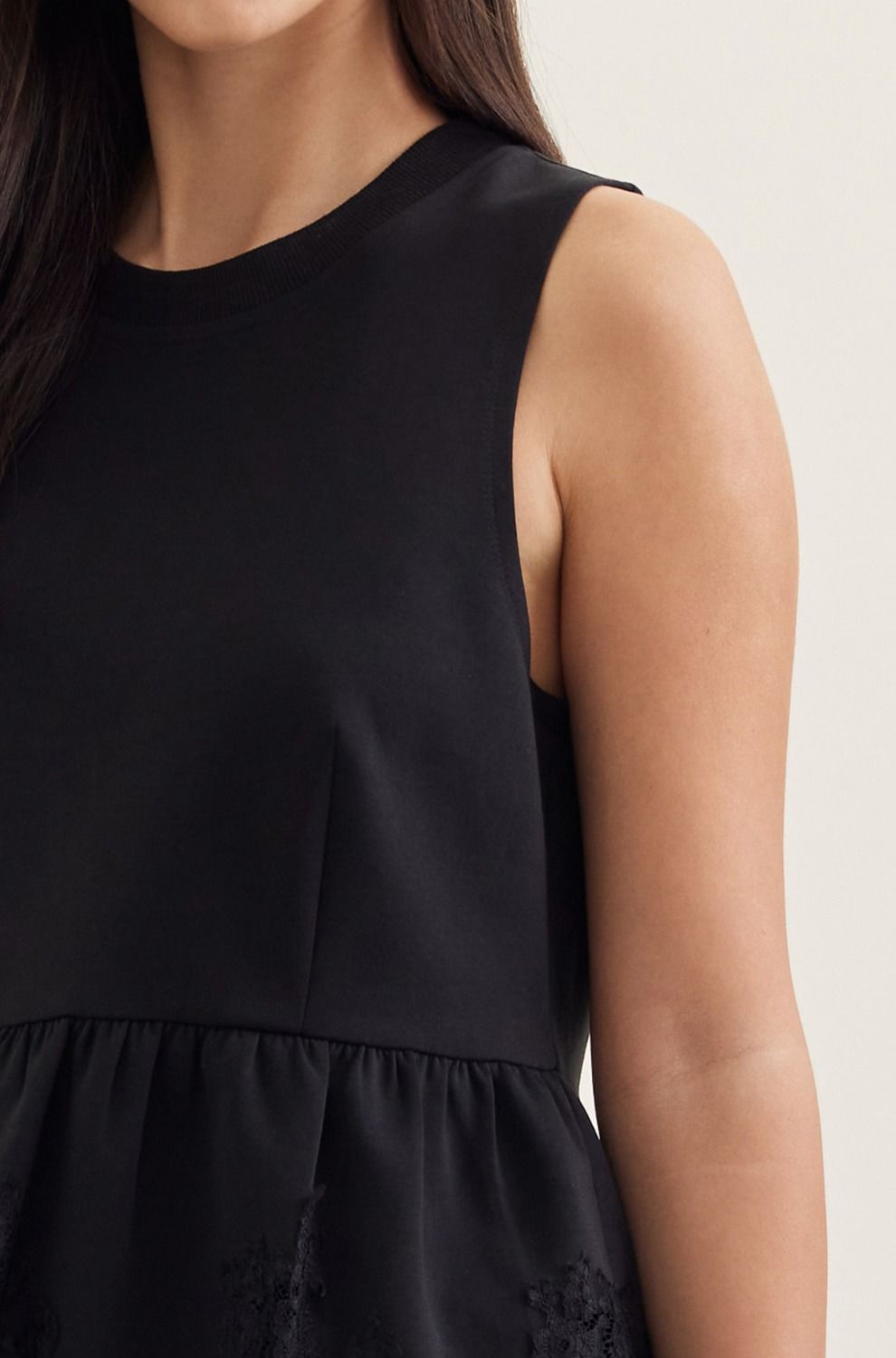 Ellie Black Set Top