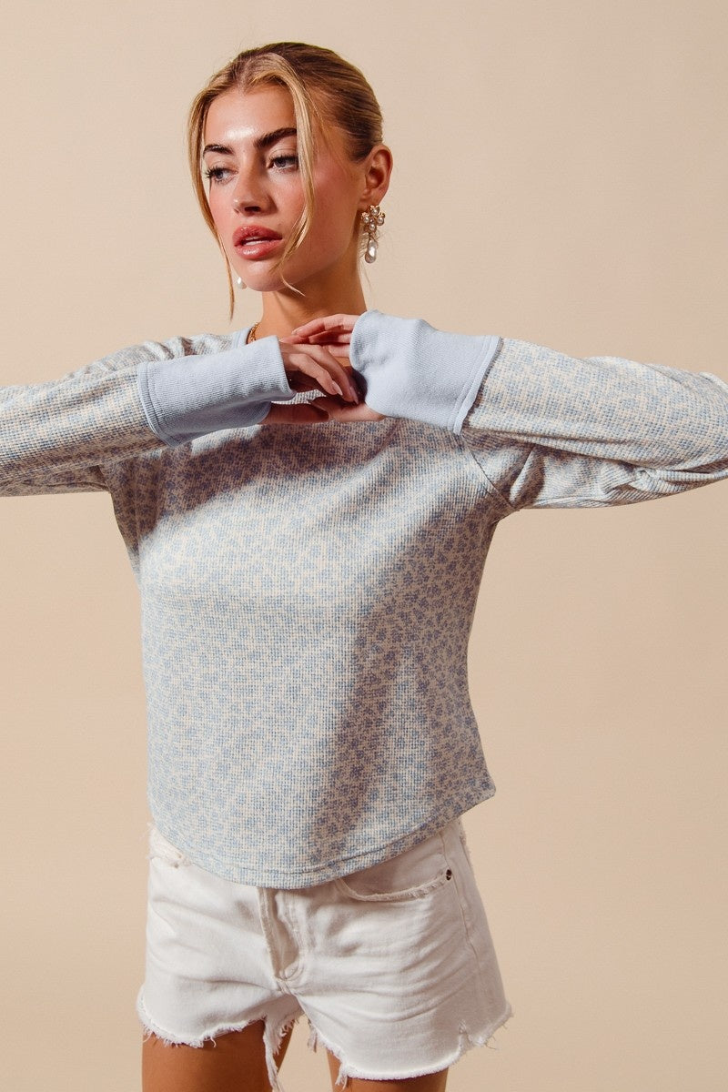 Shelly blue top
