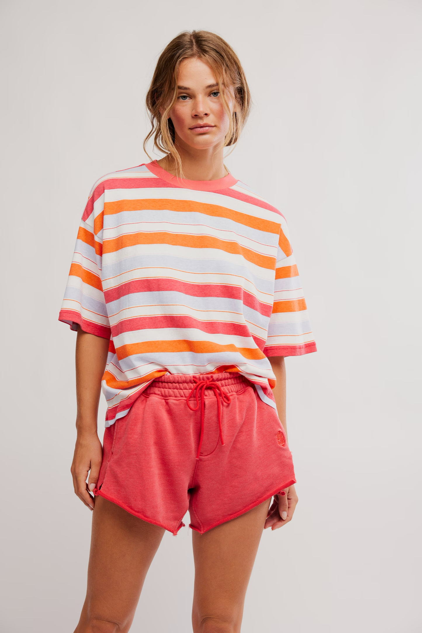 KNOCKOUT SHORT / GRAPEFRUIT