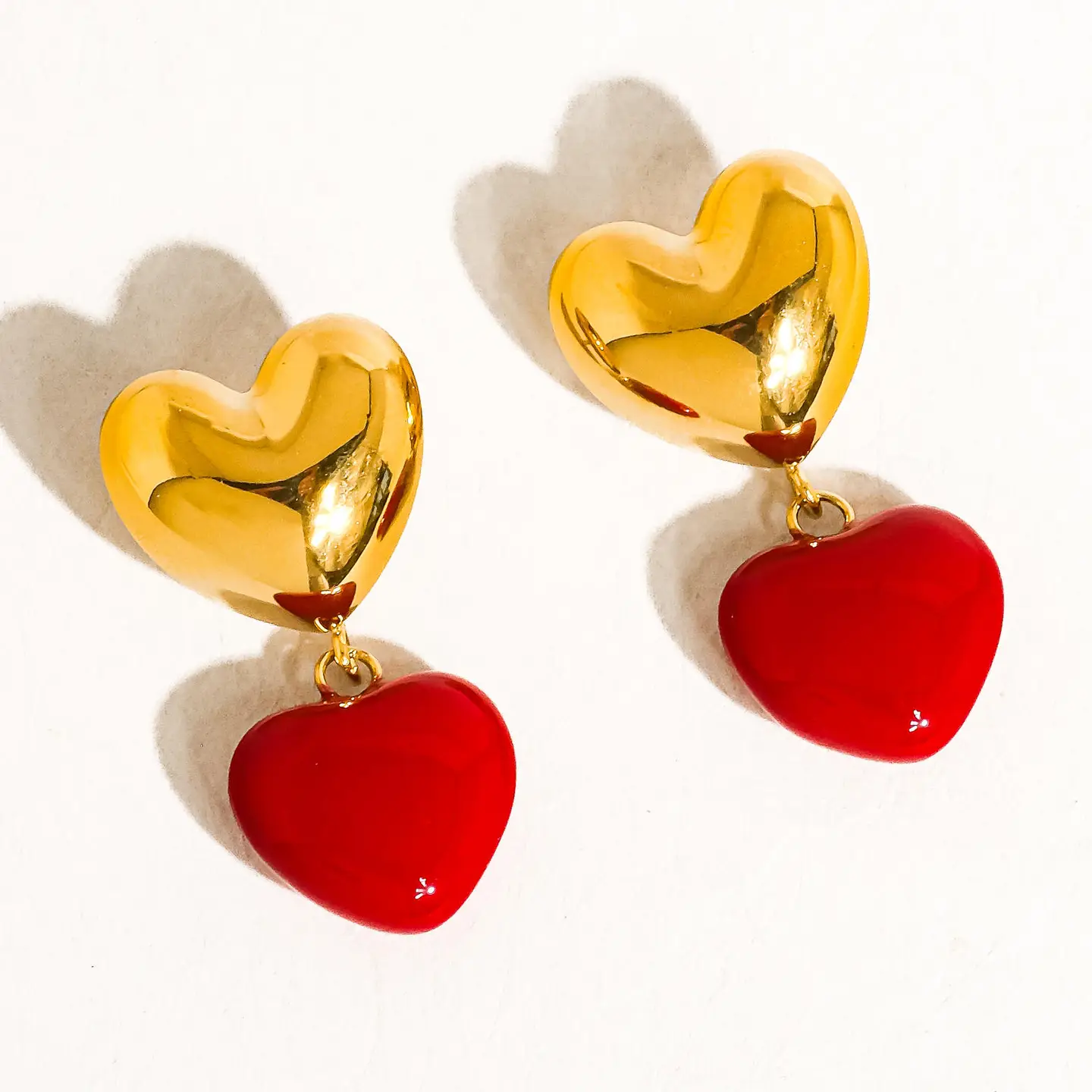 Arcane 18K Gold Non-Tarnish Vintage Heart Earring