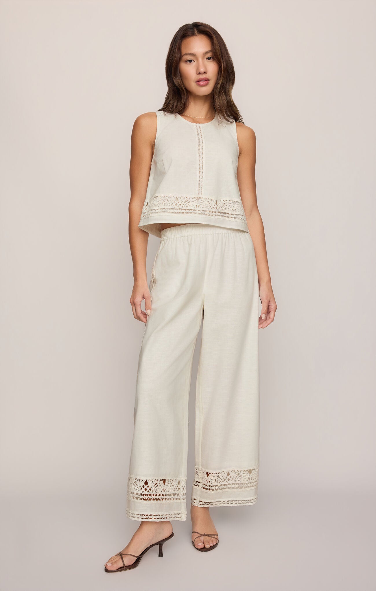 Z SUPPLY Sloane Embroidered Top