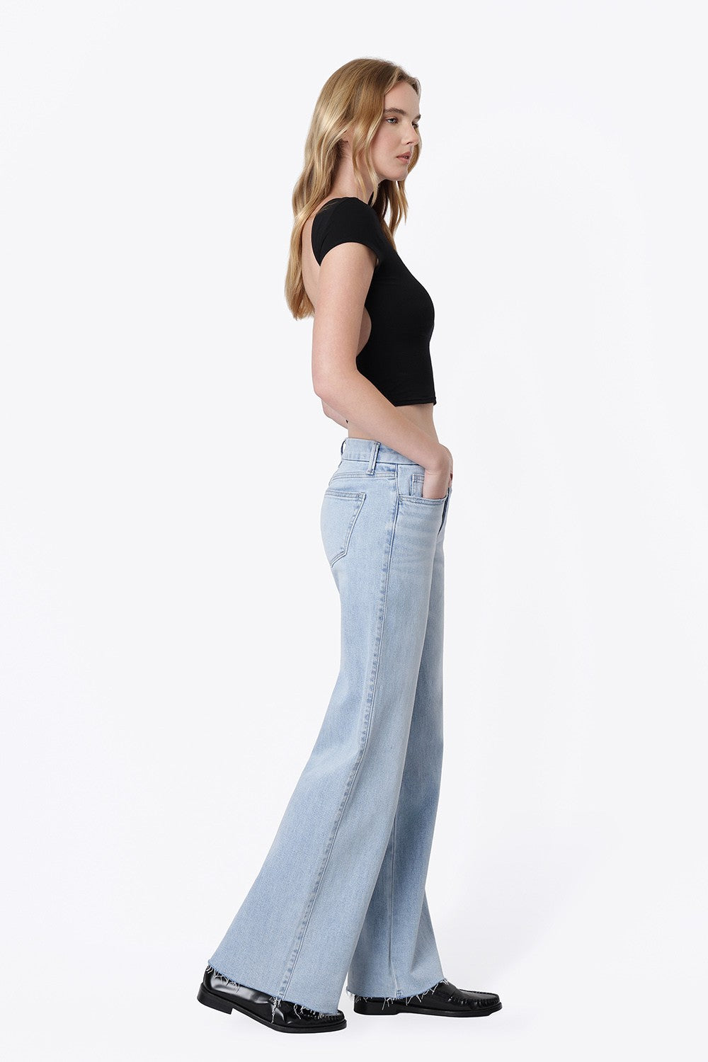 Vervet Mid Rise Light Wash Clean Cut Hem Wide Leg Jeans