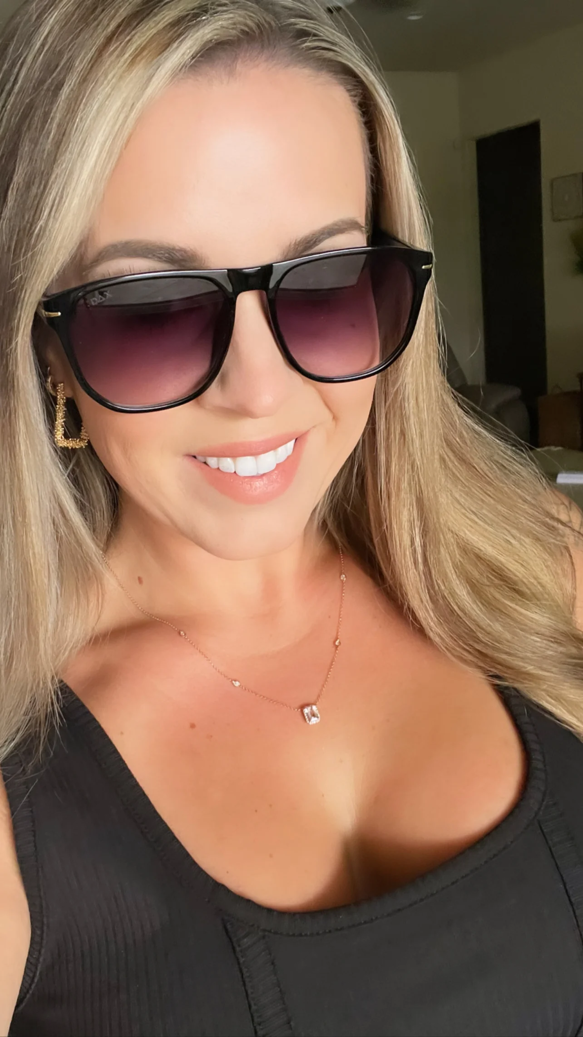 DAX Jax black sunglasses