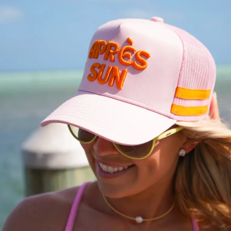 Apres Sun - Pink Canvas Trucker Hat