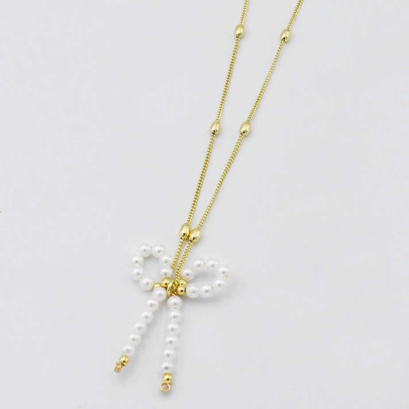 Pretty Pearl Bow Necklace
