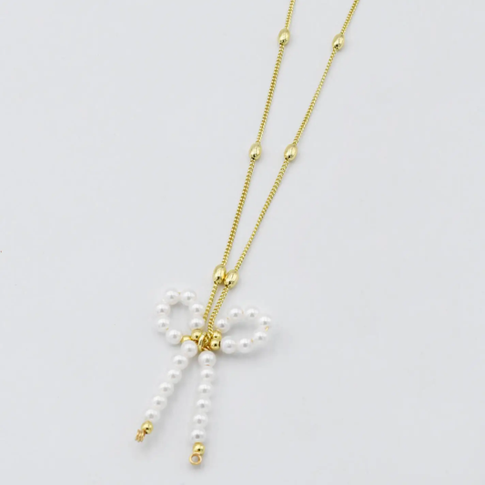 Pretty Pearl Bow Necklace