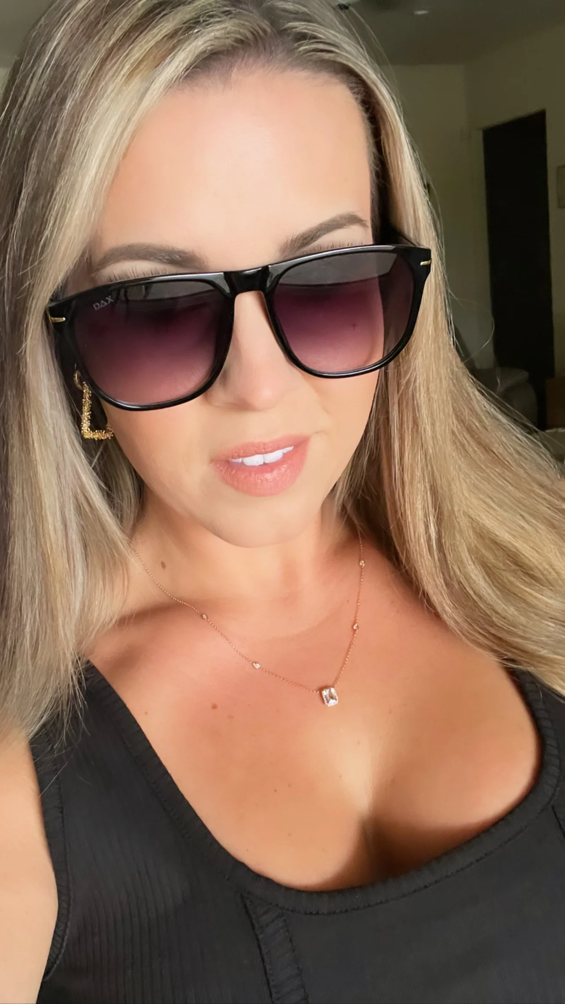 DAX Jax black sunglasses