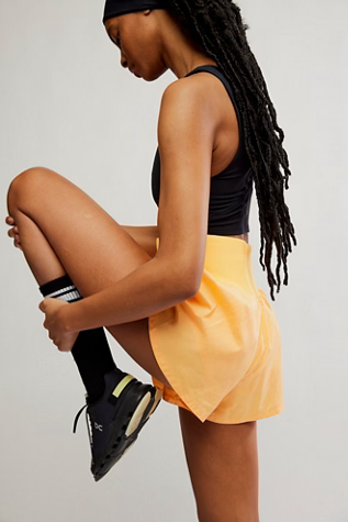 Free People Movement CARPE DIEM SHORT / NEON CLEMENTINE
