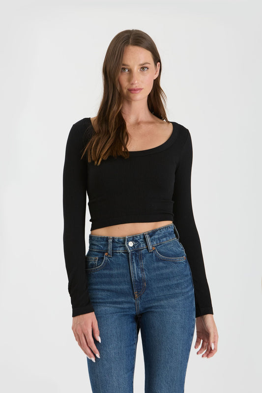 Paris scoop neck top
