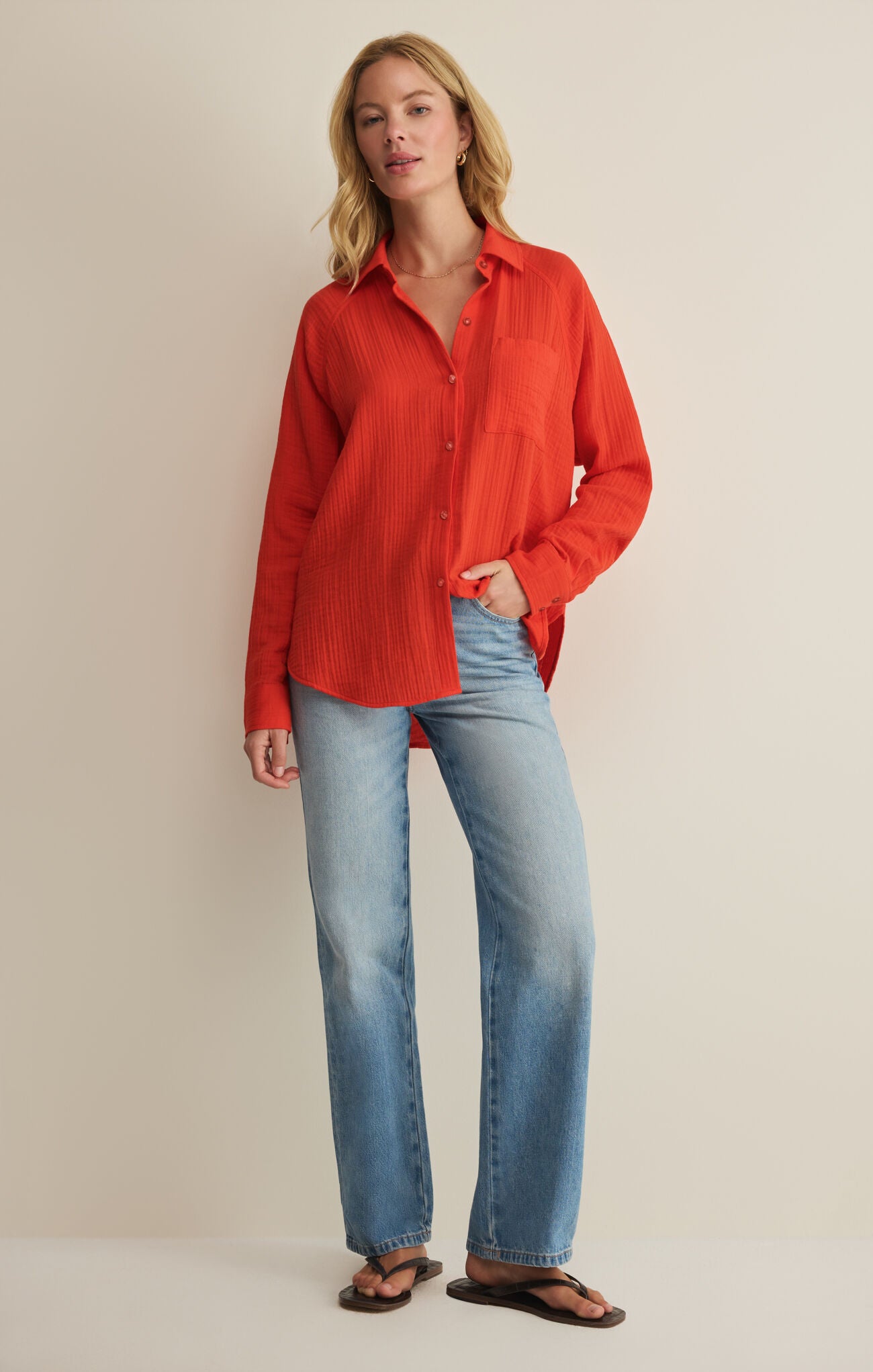 THE PERFECT AIRY TOP