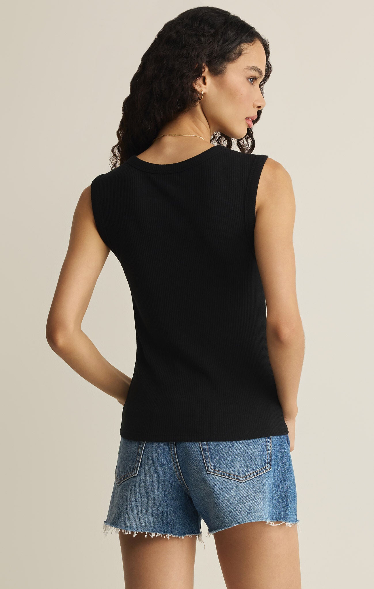 Leisurely Tank Black