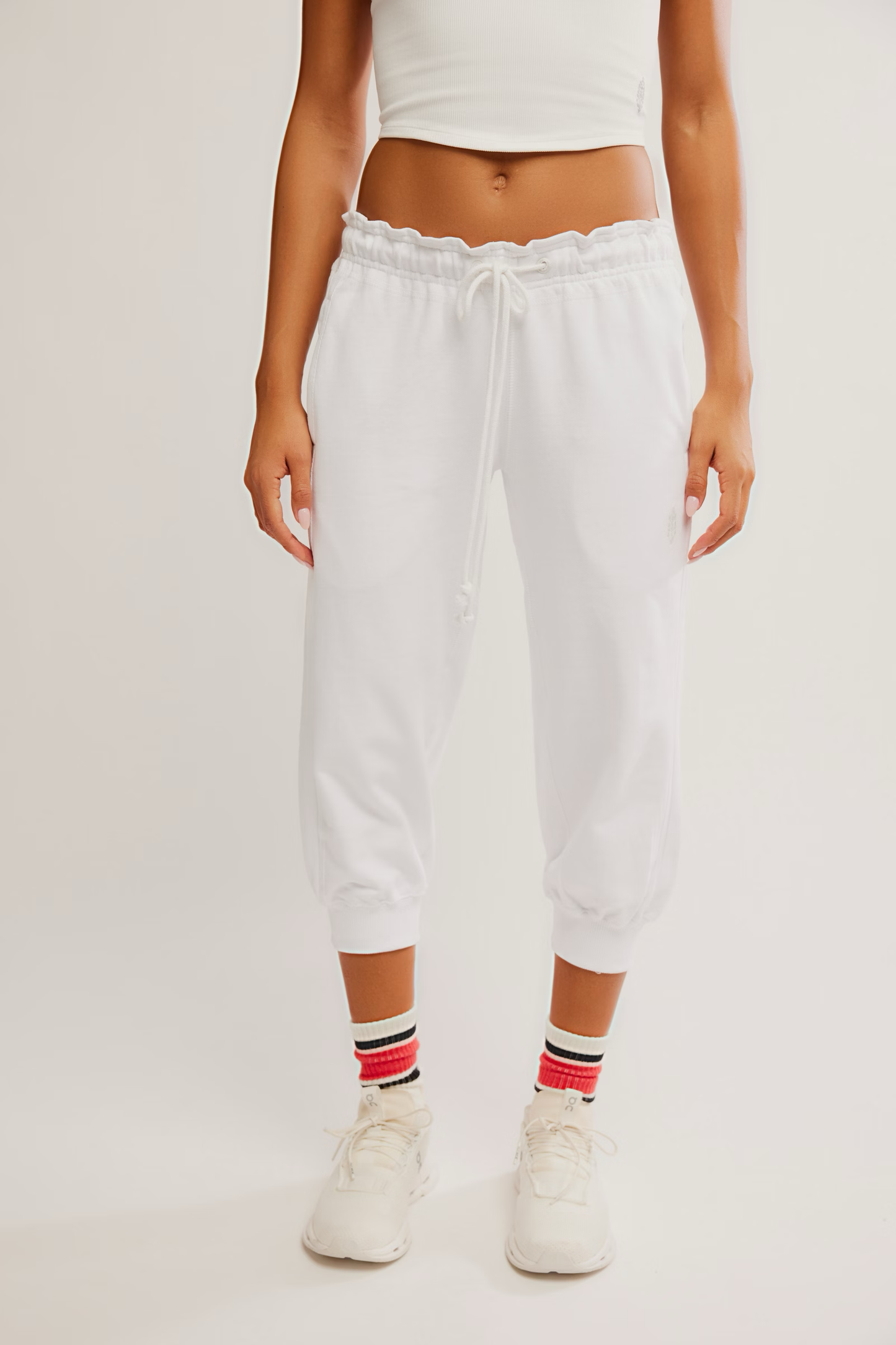 FLUTTER JOGGER / IVORY