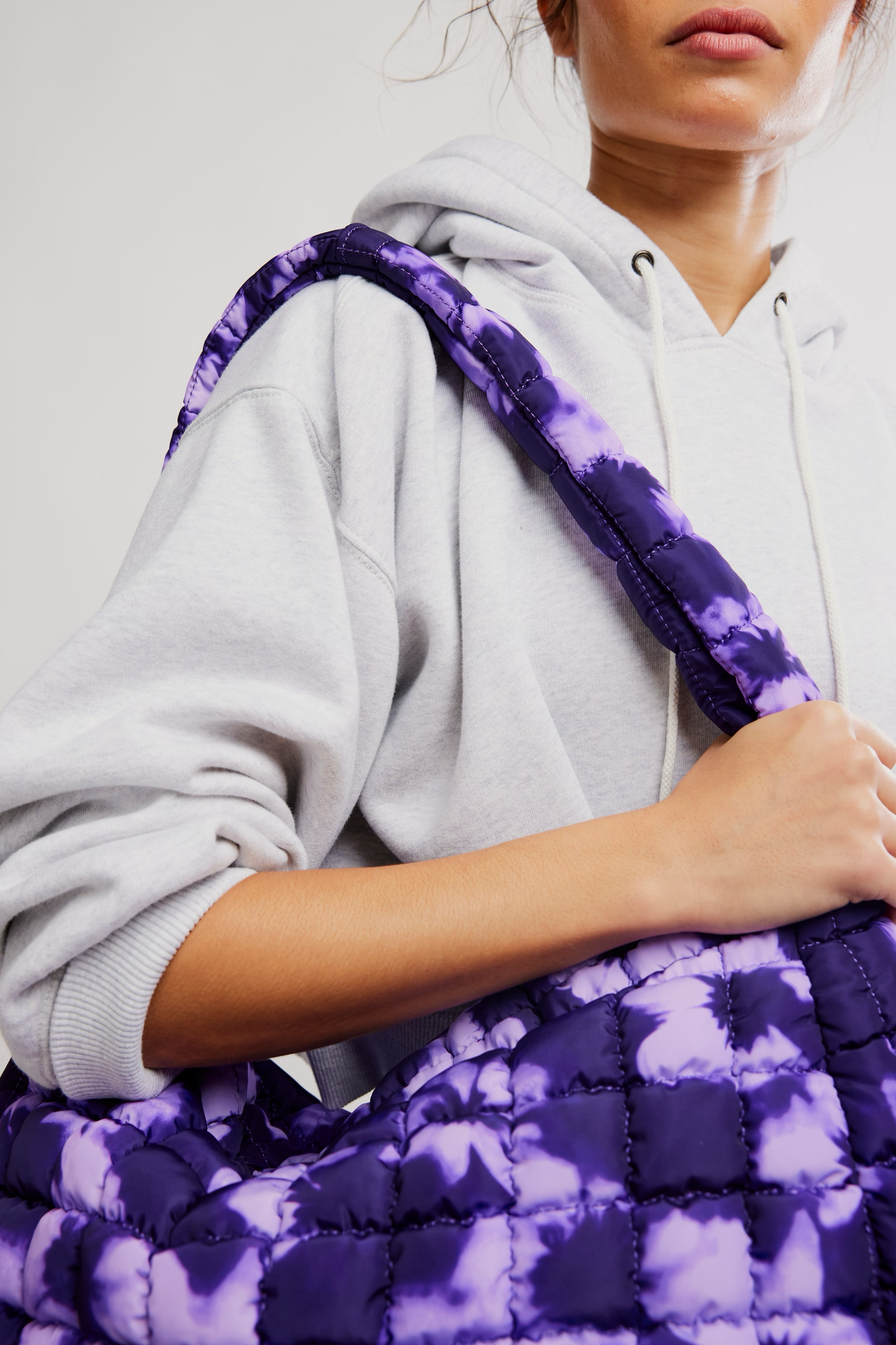 FP Movement PRINTED CARRYALL / VIVID VIOLET TIE DYE