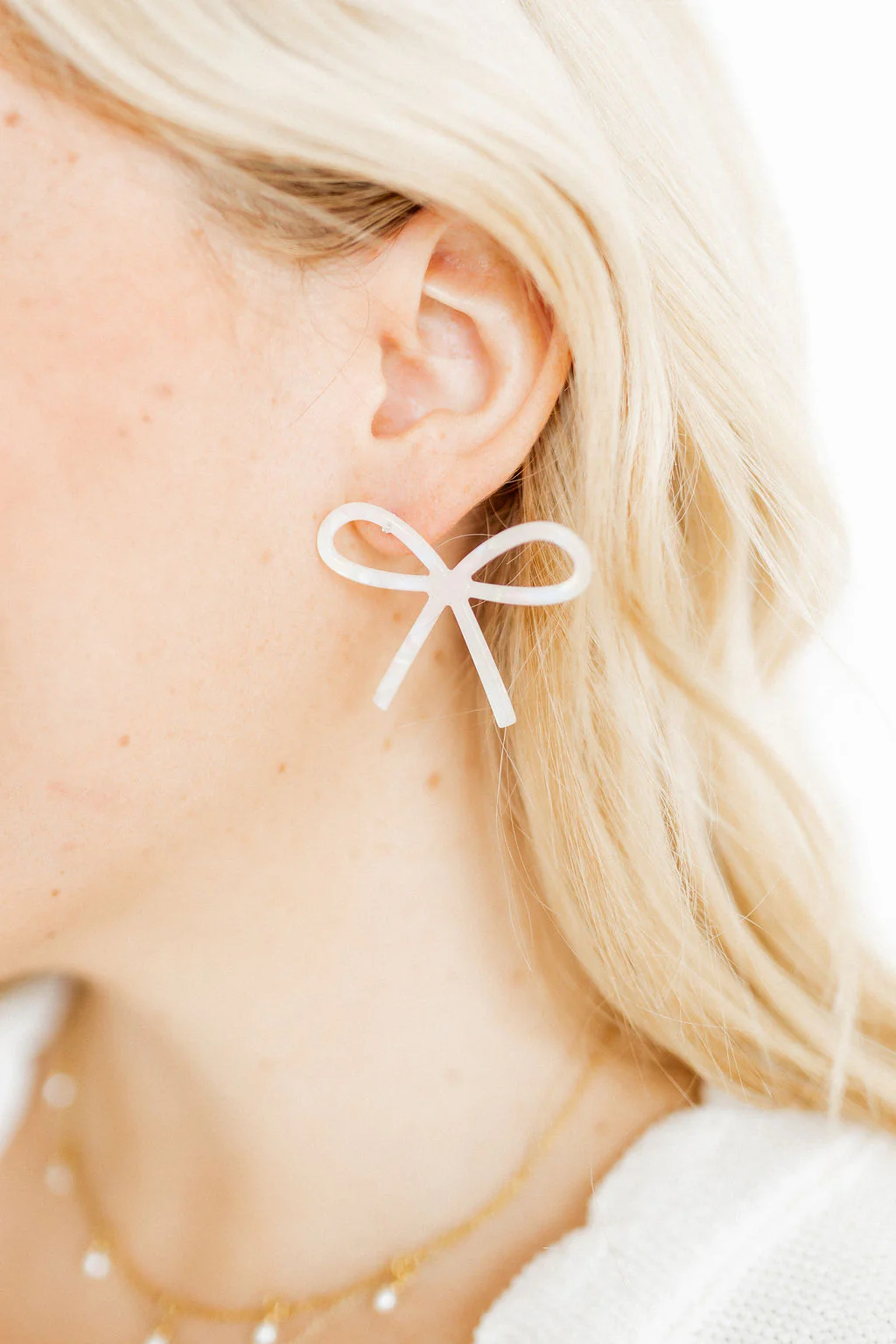 Lola - Iridescent - Earrings