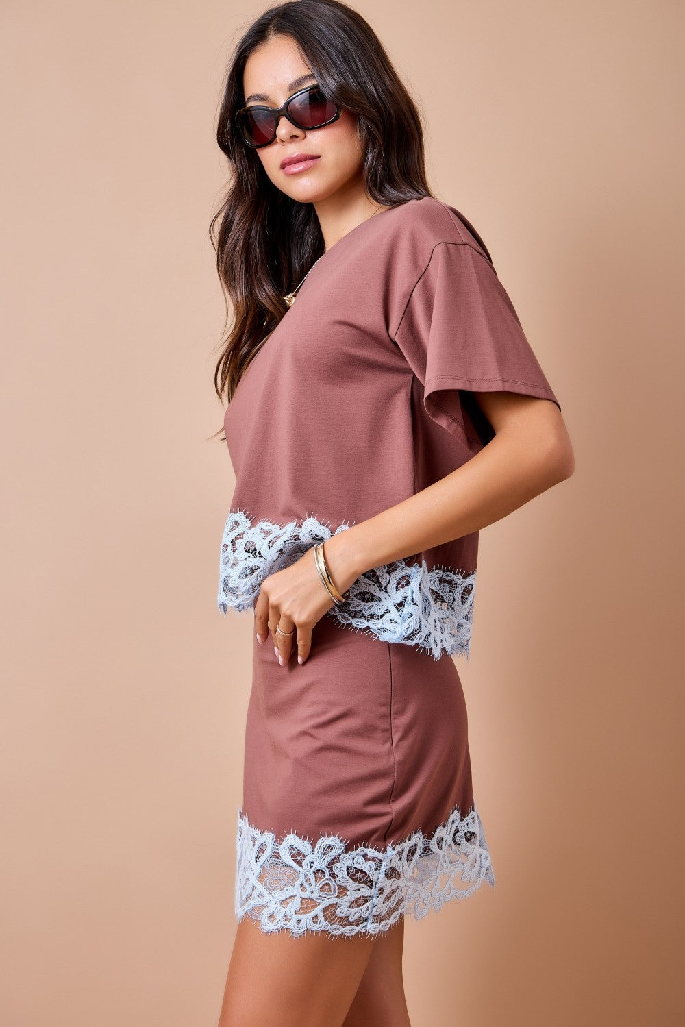 Dakota Brown Set Top