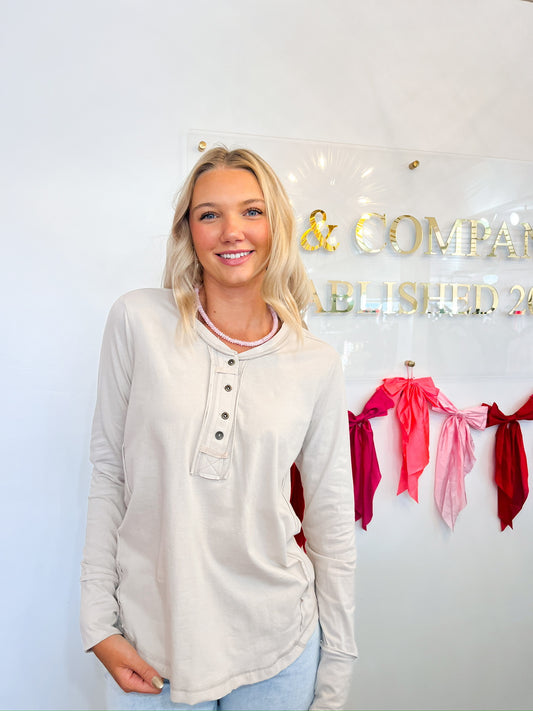 Zoe sand top